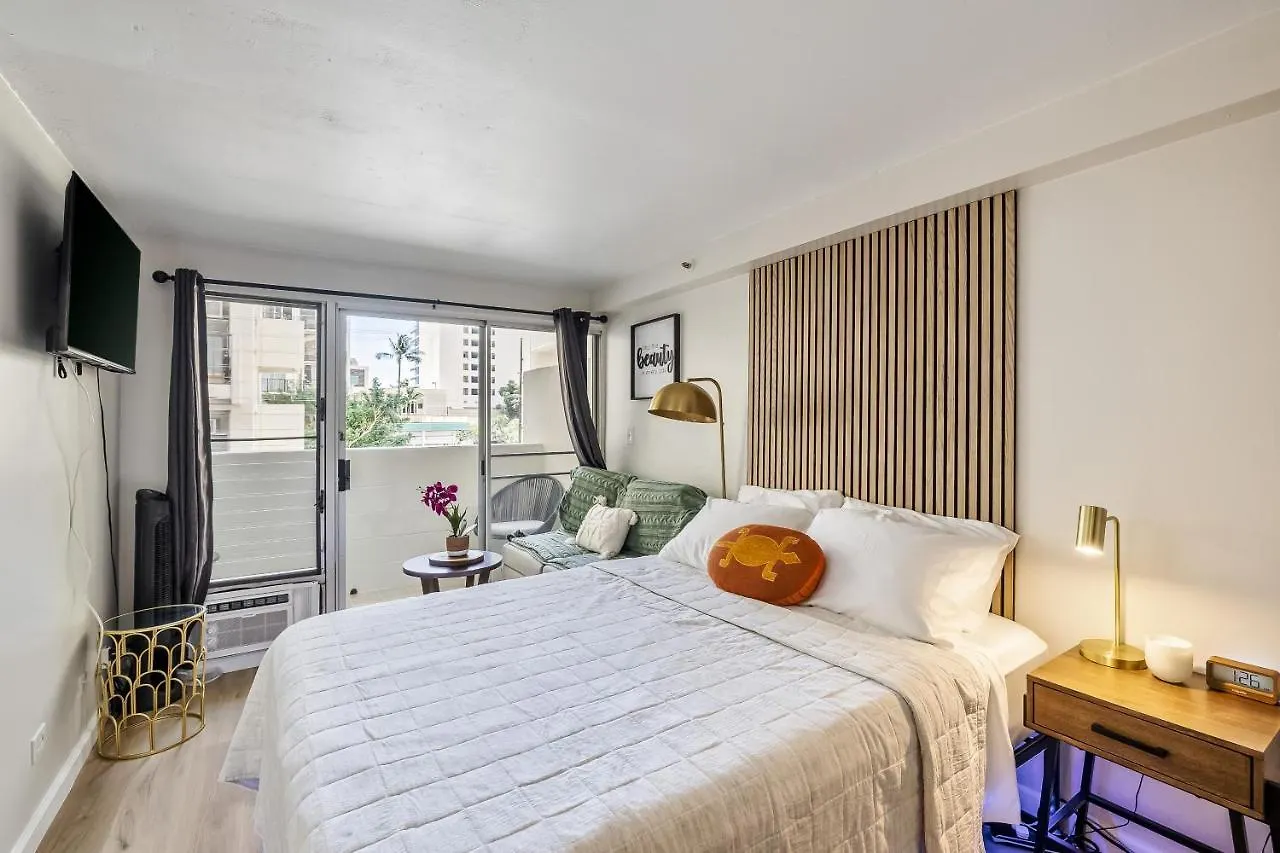 הונולולו Bright & Cozy Condo Unit With Balcony! מלון דירות